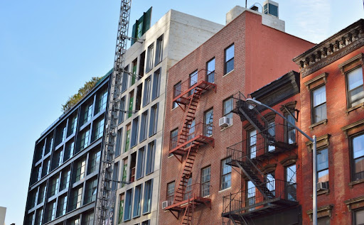 Novo empreendimento em bairro tradicional de Nova York. (Fonte: Kits Pix/Shutterstock/Reprodução)
