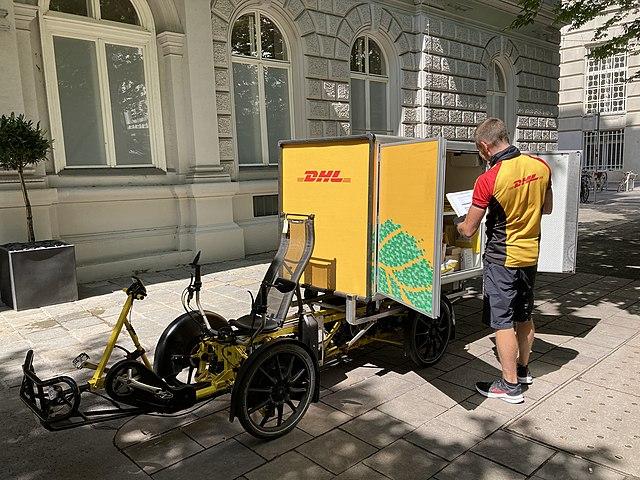Modelo de cargo bike usado em Viena na Áustria. (Fonte: WikimediaCommons/Reprodução)