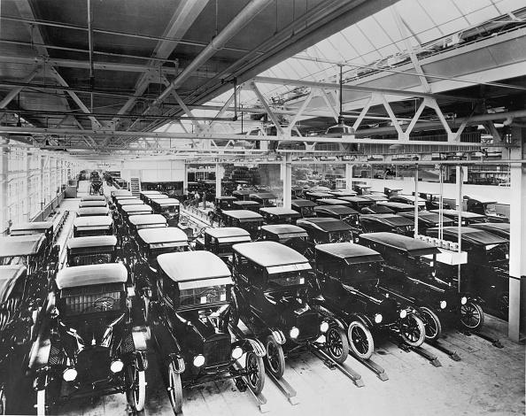 O Ford Model T foi o primeiro carro produzido em série (Fonte: Getty Images)